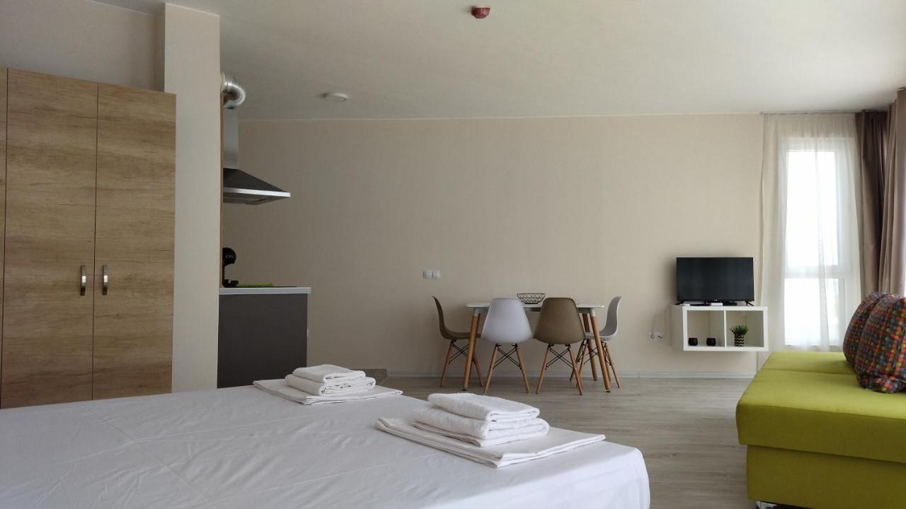 Aparthotel Happy Πριμόρσκο Εξωτερικό φωτογραφία
